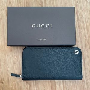 Gucci black dollar wallet